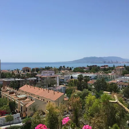 Apartament En Familia Malaga